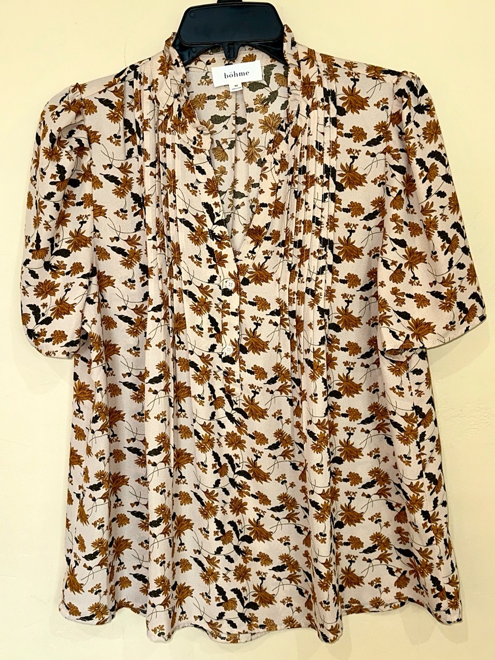 NEW Böhme Cream Floral Pintuck Blouse - Women's Sz M